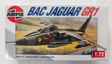 KIT AIRFIX Cacciabombardiere BAC Jaguar GR.1 