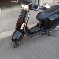 Vespa primavera 125 S