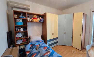 stanza da letto  in legno 