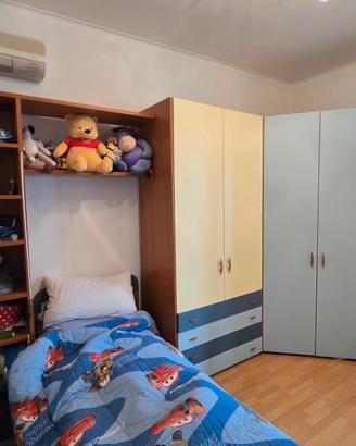 stanza da letto  in legno 