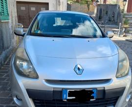 Vendesi Renault Clio 3ª serie - 2010