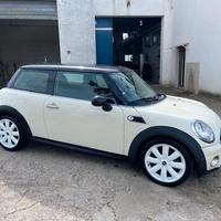 Mini Mini 1.6 16V Cooper D Pepper