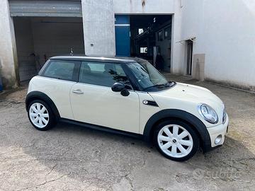 Mini Mini 1.6 16V Cooper D Pepper