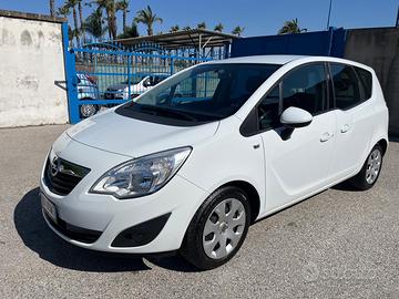 Opel meriva-1.4 benz/100 cv-Full-2011