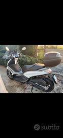 Piaggio Beverly 350 - 2012