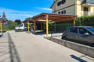 Posti auto coperti persvariatiusivenduta auto ecc