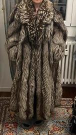 Pelliccia di volpe argentato