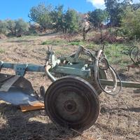 Aratro vomero bivomero