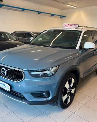 Volvo XC40 MOMENTUM PRO D3 AWD Geartronic
