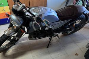 Moto 250