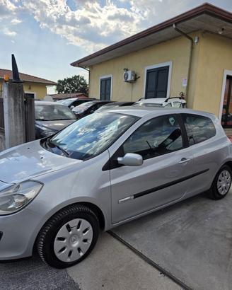 Renault Clio 1.2 16V gpl garantita 12 mesi
