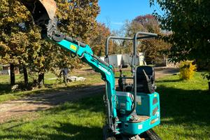 Miniescavatore sunward SWE08B