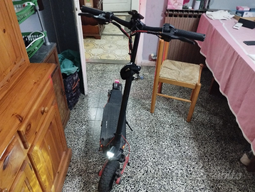 Monopatino elettrico