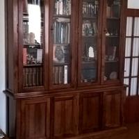 Libreria/credenza in legno massello