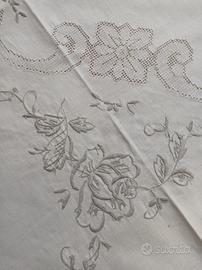 tovaglia da tavola più tovaglioli  tolgo x non uso