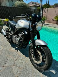 Kawasaki er 500 cafè racer