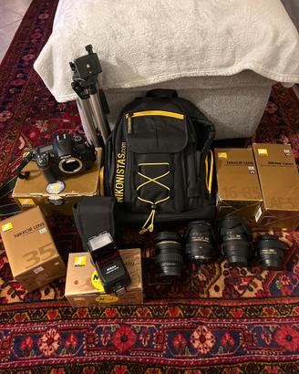 Nikon D7000 + accessori vari