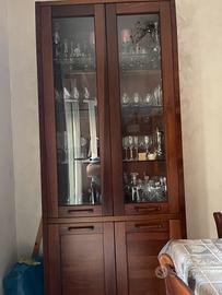 Vetrina in nove legno massello