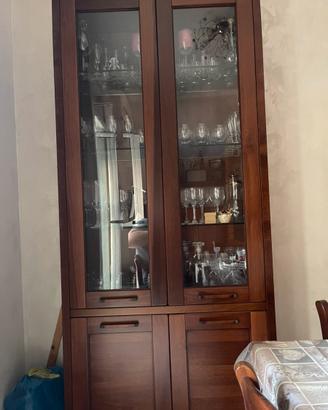 Vetrina in nove legno massello