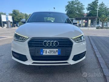 Audi A1 SPB 1.0 TFSI ultra S tronic Metal plus