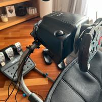 Volante e pedaliera Logitech G29