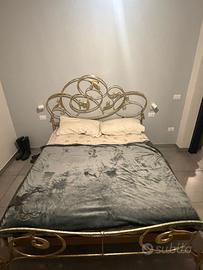 letto in ferro battuto dorato testiera e pediera