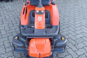 TRATTORINO HUSQVARNA R 216 T AWD