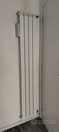 4 termosifoni + termoarredo bagno 