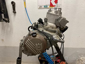 Blocco motore Husqvarna tc 250 2024