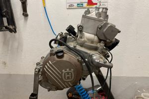 Blocco motore Husqvarna tc 250 2024