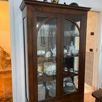 Credenze d’epoca in legno