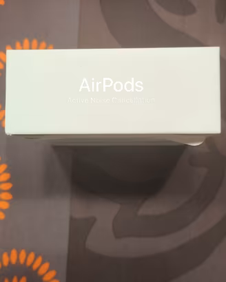 Apple Air Pod 4 con cancellazione del rumore (ANC)