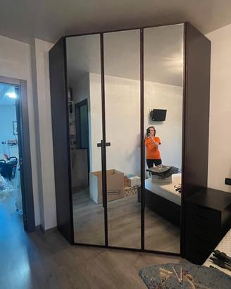 Armadio ad angolo 150x150