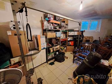 Struttura palestra con cavi