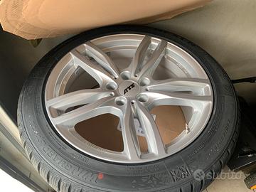 n°5 CERCHI BMW 18" CON PNEUMATICI NEVE TUTTO NUOVO