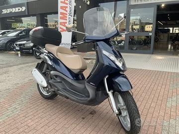 Piaggio Beverly 250