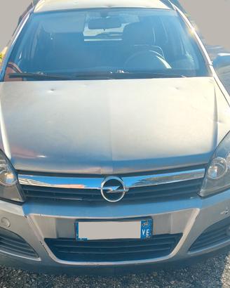 Astra h 2006 1.6 benzina gpl da revisionare