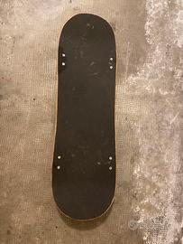 Skateboard con 14 ruote