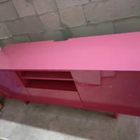 Mobile TV IKEA Besta colore rosa