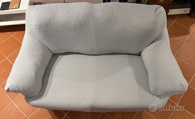 Divano 2 posti in pelle con copridivano
