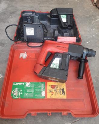 Trapano tassellatore Hilti TE 10A batterie esauste