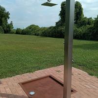 doccia da esterni e giardino 