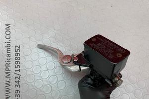 POMPA ANTERIORE SUZUKI GSXR 600 1999 2000 GSX R 19