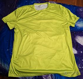 T-Shirt e Pantalone TRENDY Verde Acido mis. XXL Nu