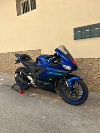 Yamaha r3