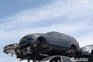 Ford focus sw station wagon ricambi