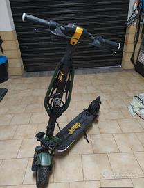 Monopattino elettrico 10" JEEP