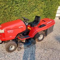 Trattorino rasaerba Jonsered  