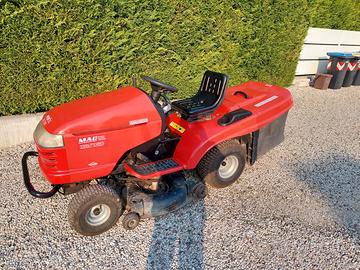 Trattorino rasaerba Jonsered  