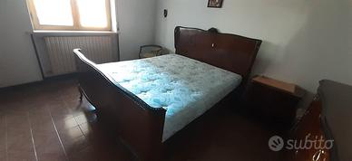 Camera matrimoniale stile chippendale